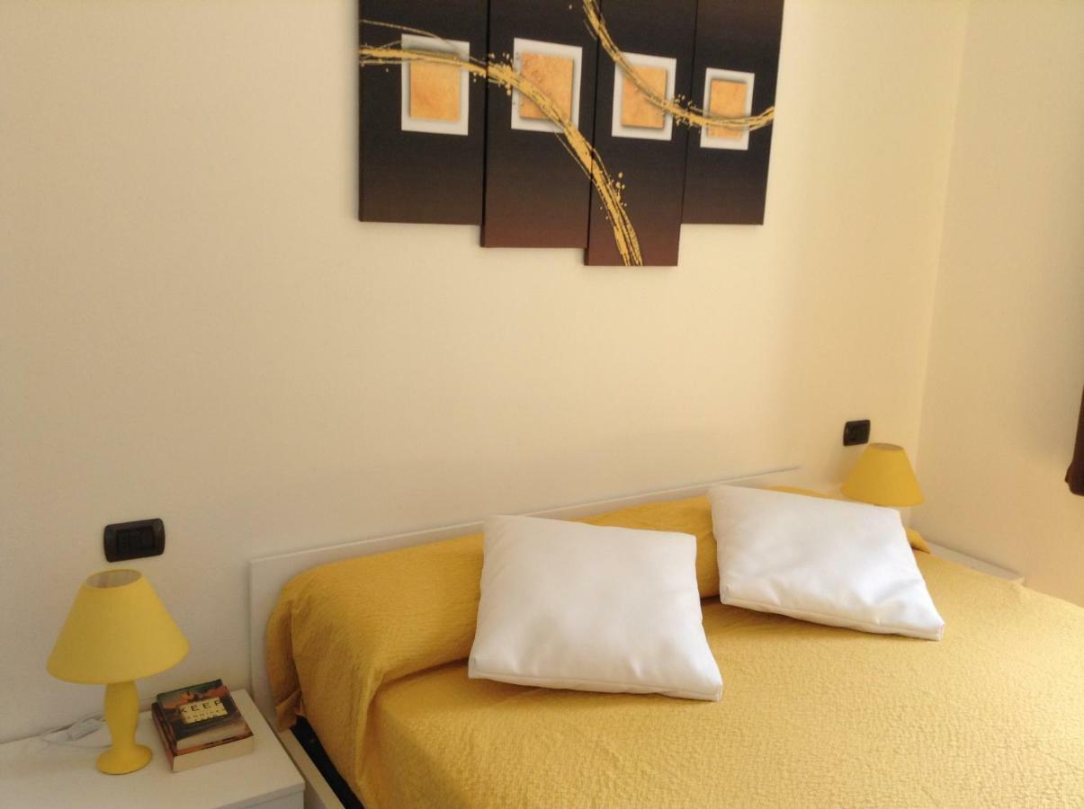 Larius Apartment Parking Carate Urio Екстер'єр фото